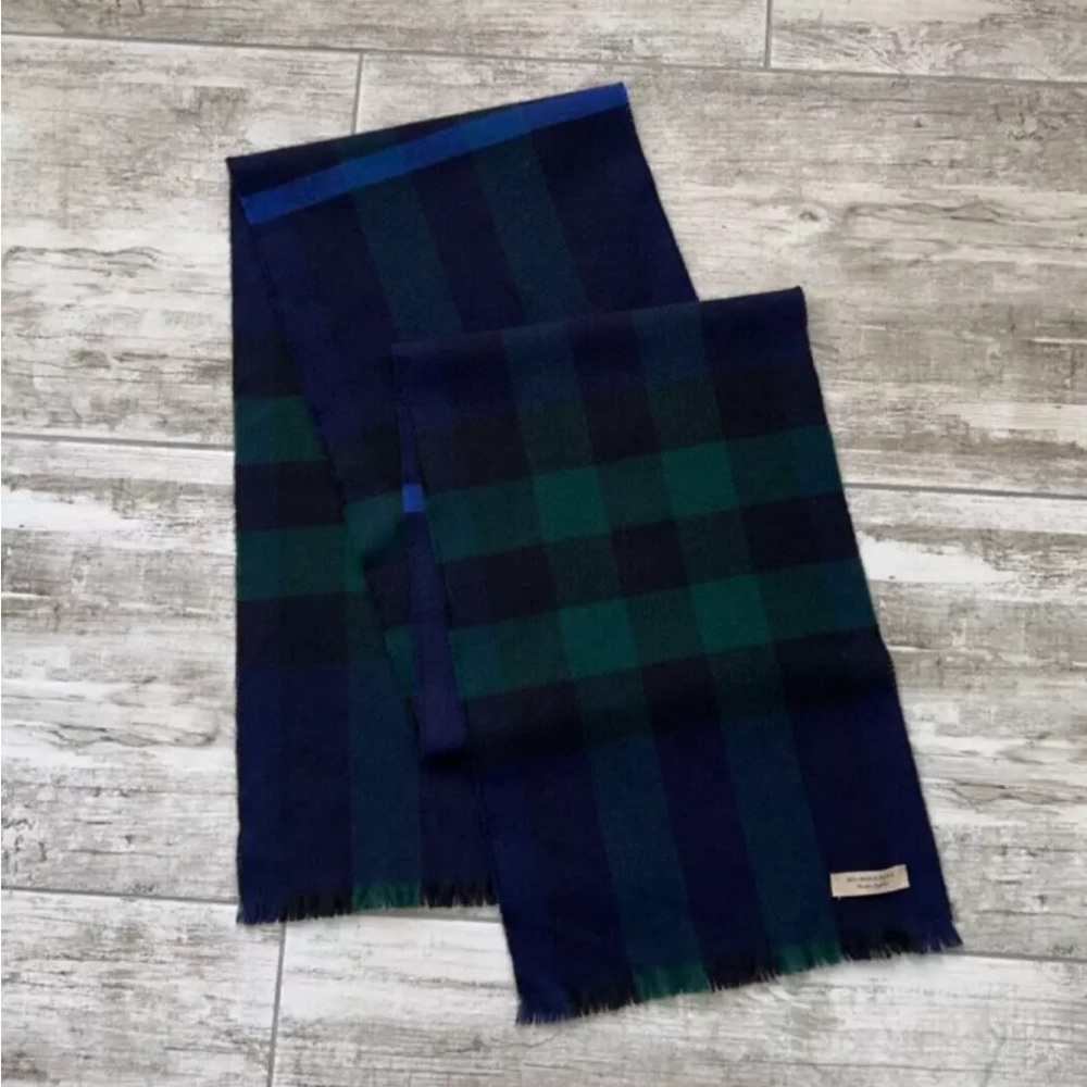 Burberry Unisex Check Nova Plaid Logo Navy Wool Cashmere Scarf Shawl 176 x 28 cm